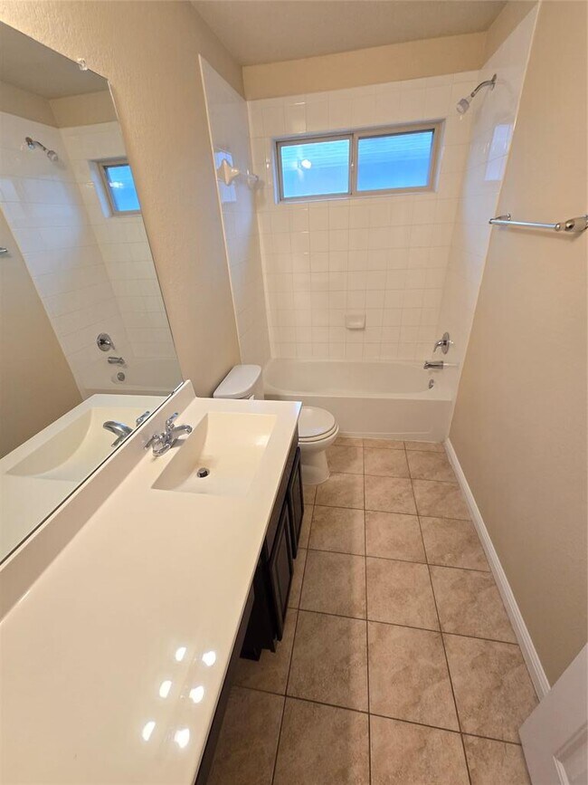 Building Photo - 1508 Hamiltons Wy