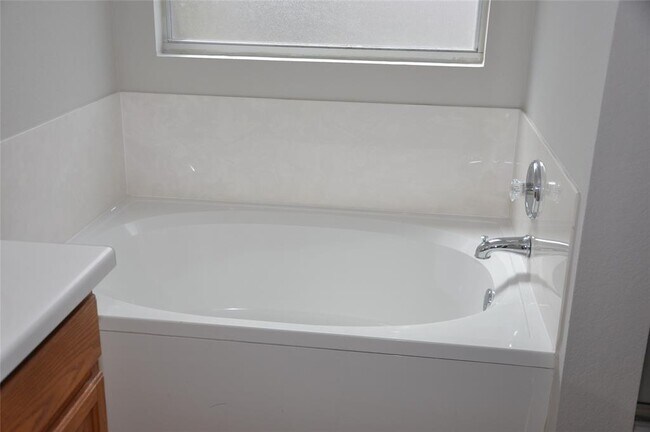 Building Photo - 12817 Paloma Blanca Way