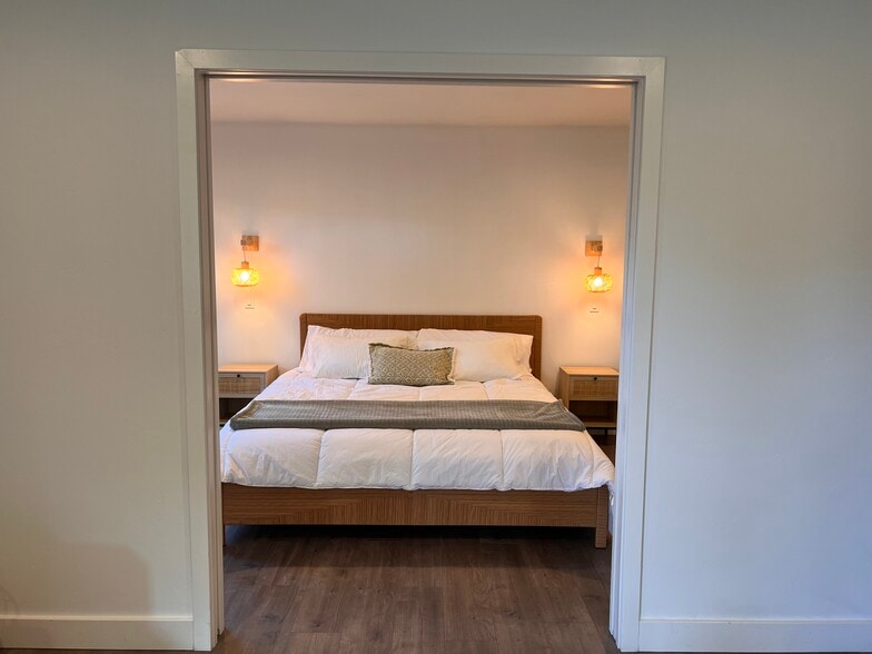 Building Photo - 221 Esparto Ave