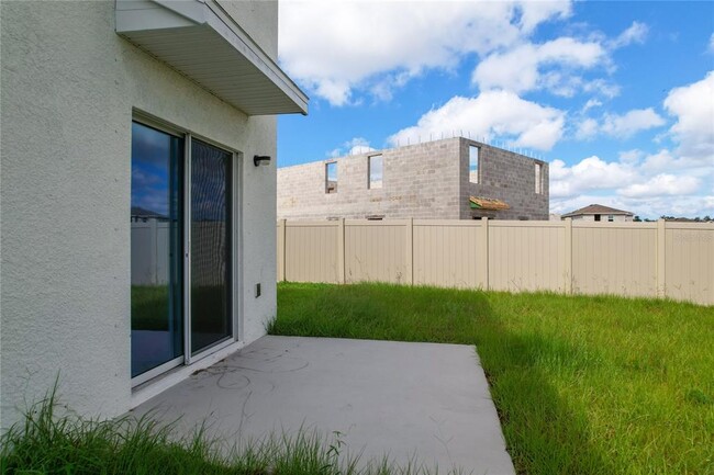 Building Photo - 16506 Mosaic Oar Dr