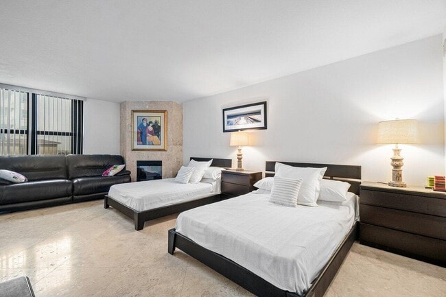 Building Photo - 3610 S Ocean Blvd