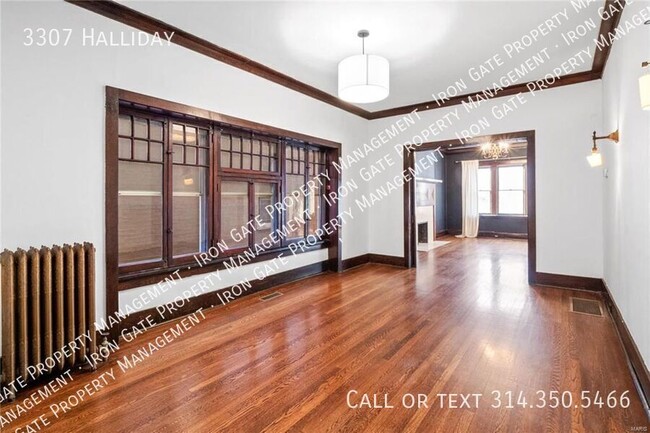 Building Photo - 2 bedroom stunning 1700+ square foot unit ...