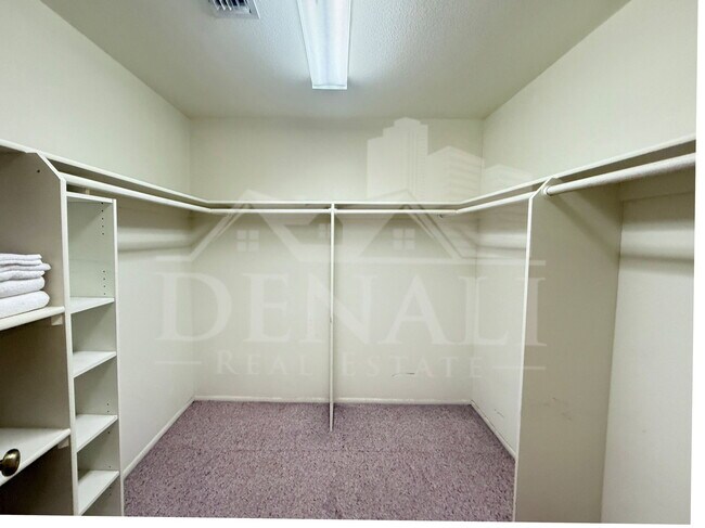 Building Photo - 1612 Leisure World