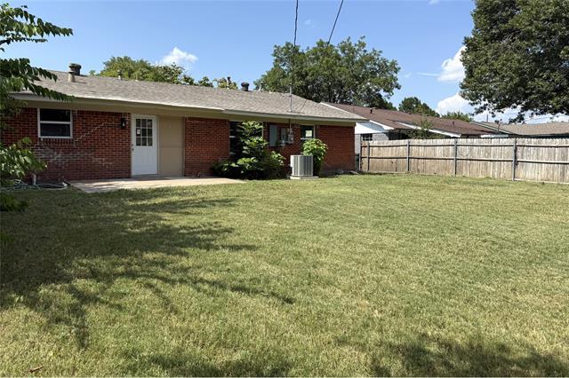 Building Photo - 522 Donald Dr