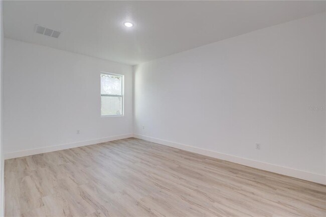 Building Photo - 125 Fisher Way