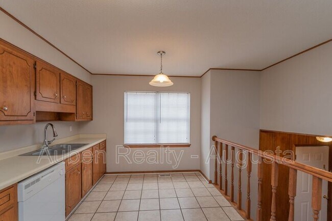 Building Photo - 4689 Oakley Pirkle Rd