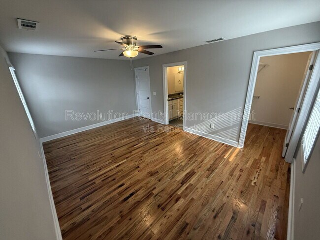 Building Photo - 40 Booker St NW