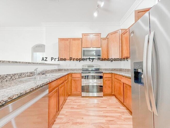 Building Photo - 2725 E Mine Creek Rd