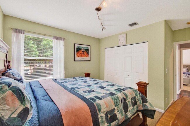 Building Photo - 5057 Sancerre Cir
