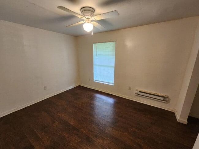 Building Photo - 4513 Atkins St