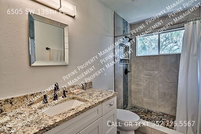 Building Photo - 6505 SW 135 Pl