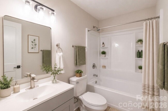 Building Photo - 533 Blendwood Dr