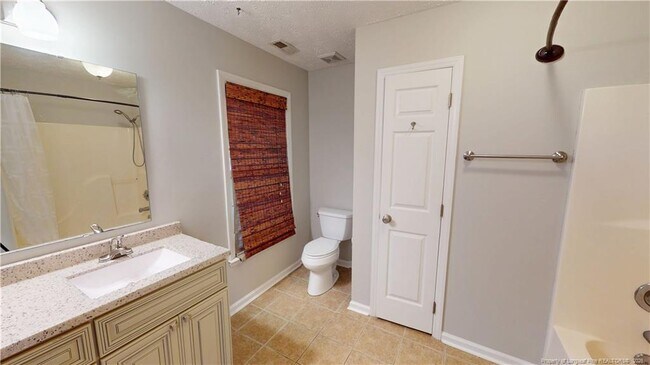 Building Photo - 5811 Mondavi Pl