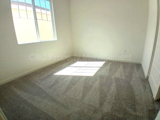 Building Photo - 5339 Shenandoah Vly Ln