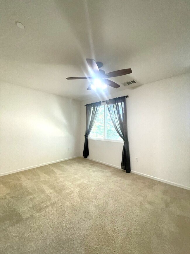 Building Photo - 22774 Amador St