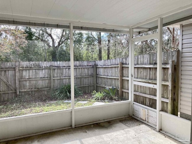 Building Photo - 2470 Trailwood Dr