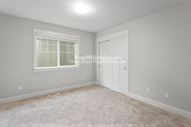 Building Photo - Luxury 5-Bedroom Home in South Cooper Mountain!