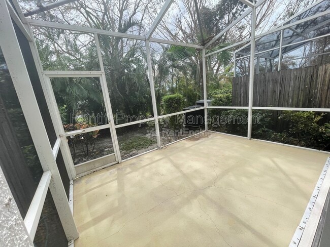 Building Photo - 8430 Village Edge Cir