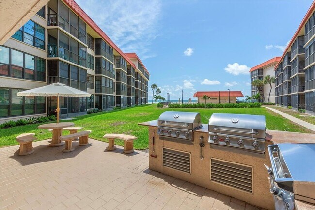 Building Photo - 17580 Gulf Blvd
