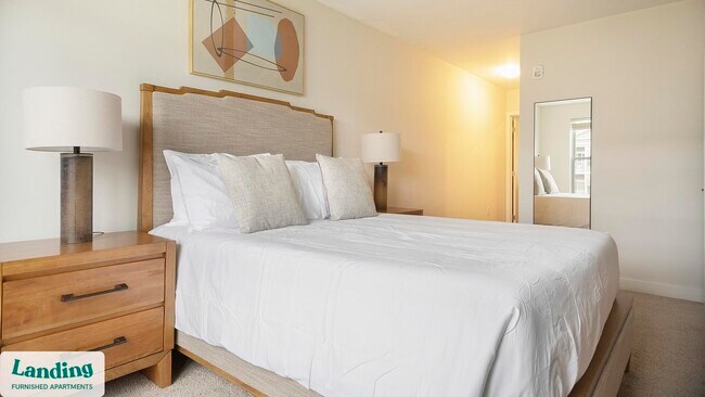 Building Photo - 2 Trl Run