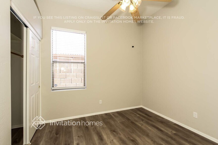 Building Photo - 1684 S 172nd Dr