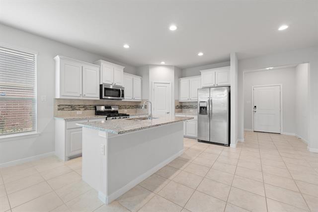 Building Photo - 1211 Larkspur Ln