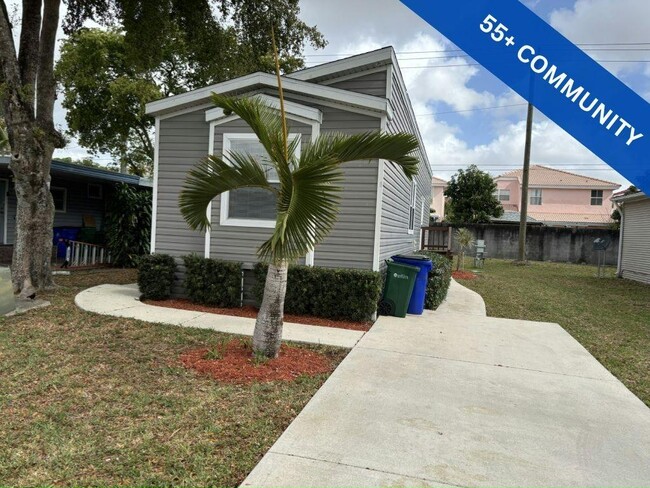 Primary Photo - 6105 Brandywine Dr N