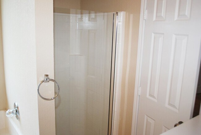 Building Photo - VIEW NOW - COMING SOON - Beautiful 3-Bed, 2-Bath Home in Keller ISD