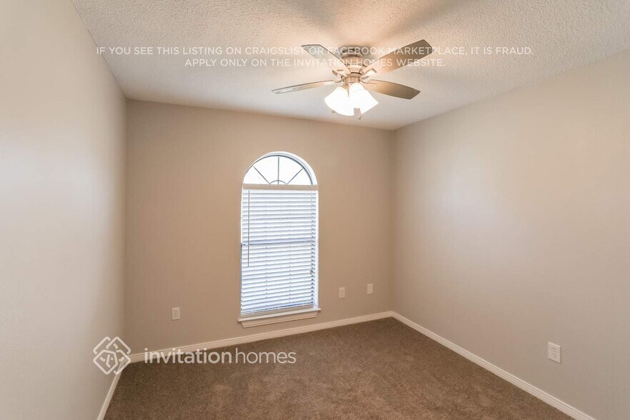 Building Photo - 203 Bowie St