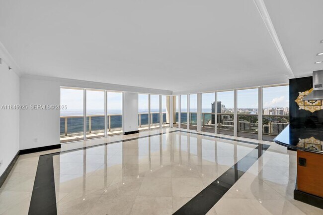 Building Photo - 1850 S Ocean Dr