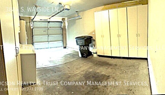 Building Photo - 3884 S Wayside Ln
