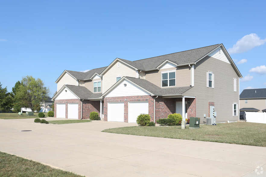 Primary Photo - Cantwell Crossing Apartments and Townhomes