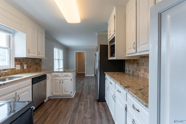Building Photo - 109 Chickasaw Trail