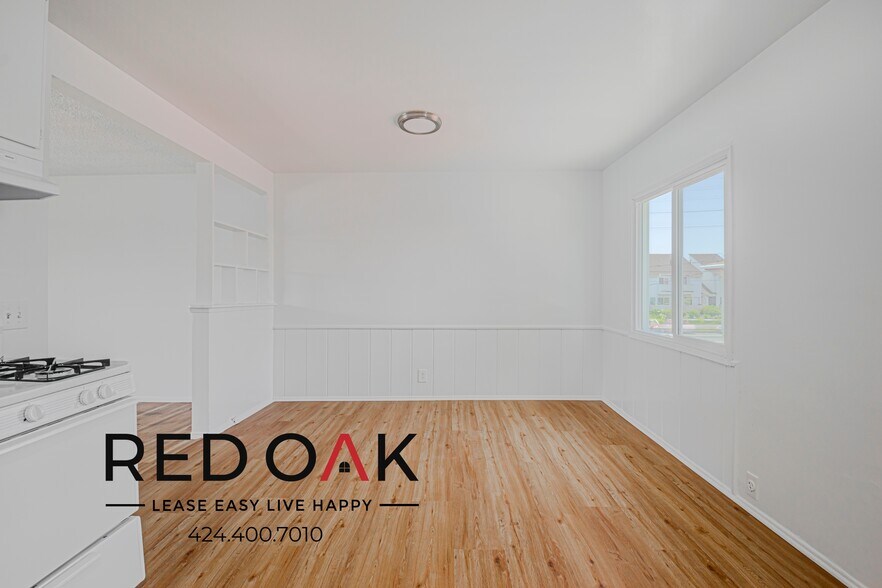 Building Photo - 4961 Coldwater Canyon Ave