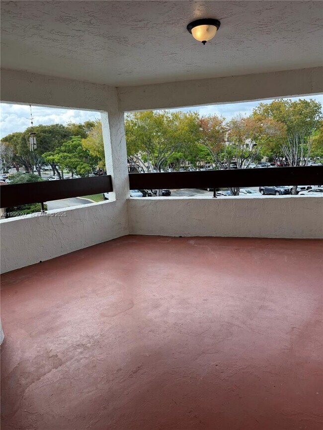 Building Photo - 9140 SW 123rd Ct