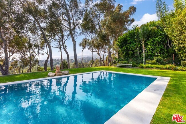 Building Photo - 797 Amalfi Dr