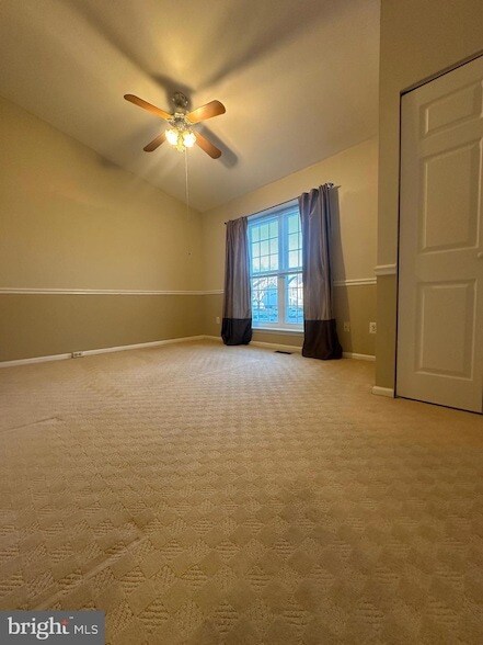 Building Photo - 326 Lancaster Square