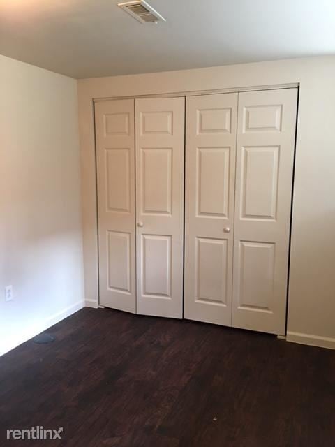 Building Photo - 4 br, 3 bath Townhome - 1133 Somerset St