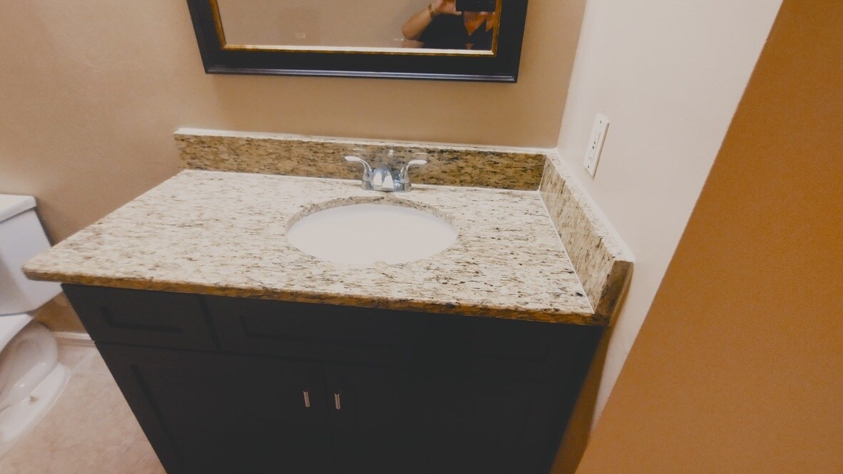 Building Photo - 1348 W Evans Cir