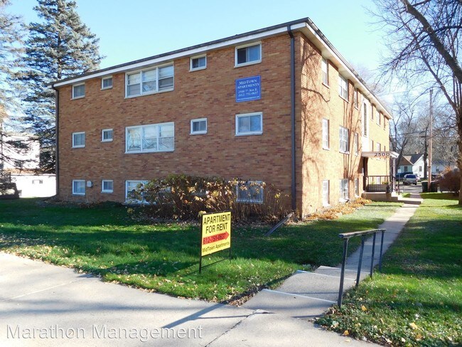 Primary Photo - 2500 7th Ave E