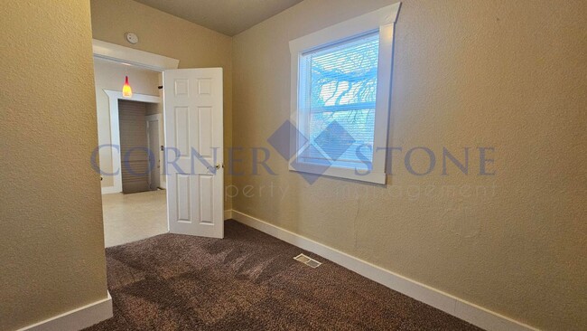 Building Photo - Charming Home in Boise!