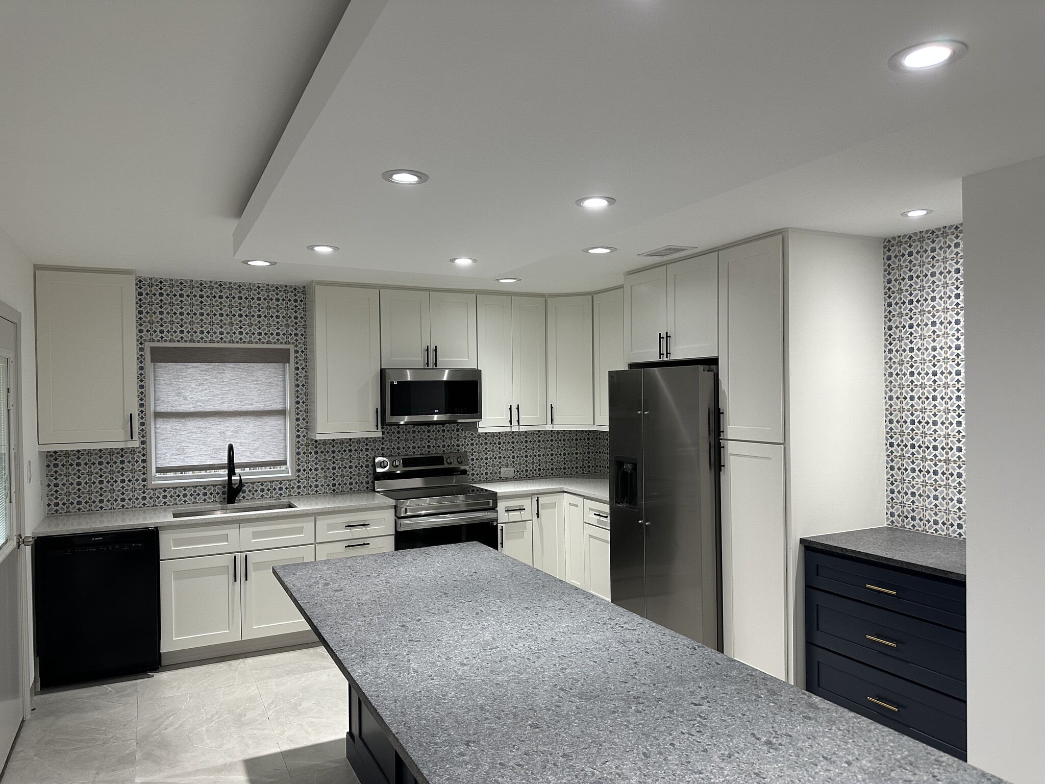 Kitchen - 3014 W Arch St