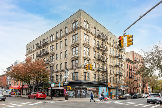 239 S 3rd St - 239 S 3rd St Brooklyn NY 11211 | Apartment Finder