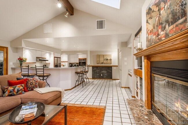 Building Photo - Beautiful Ranch in Belcaro Neighborhood