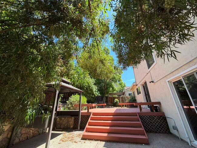 Building Photo - Updated 4BD/2.5BA Concord Home Near Parks, Tennis Courts, Community Amenities