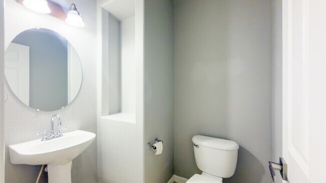 Building Photo - 3610 Pinnate Dr