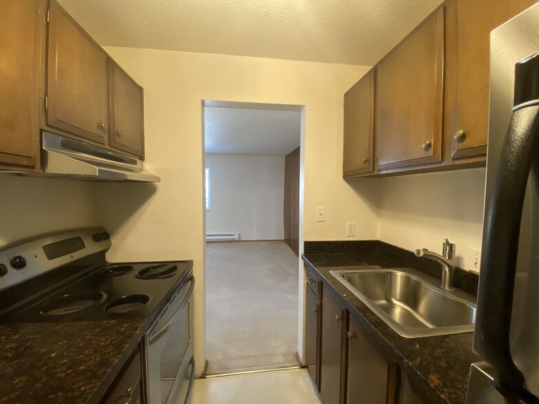 Building Photo - 1221 E Olive St