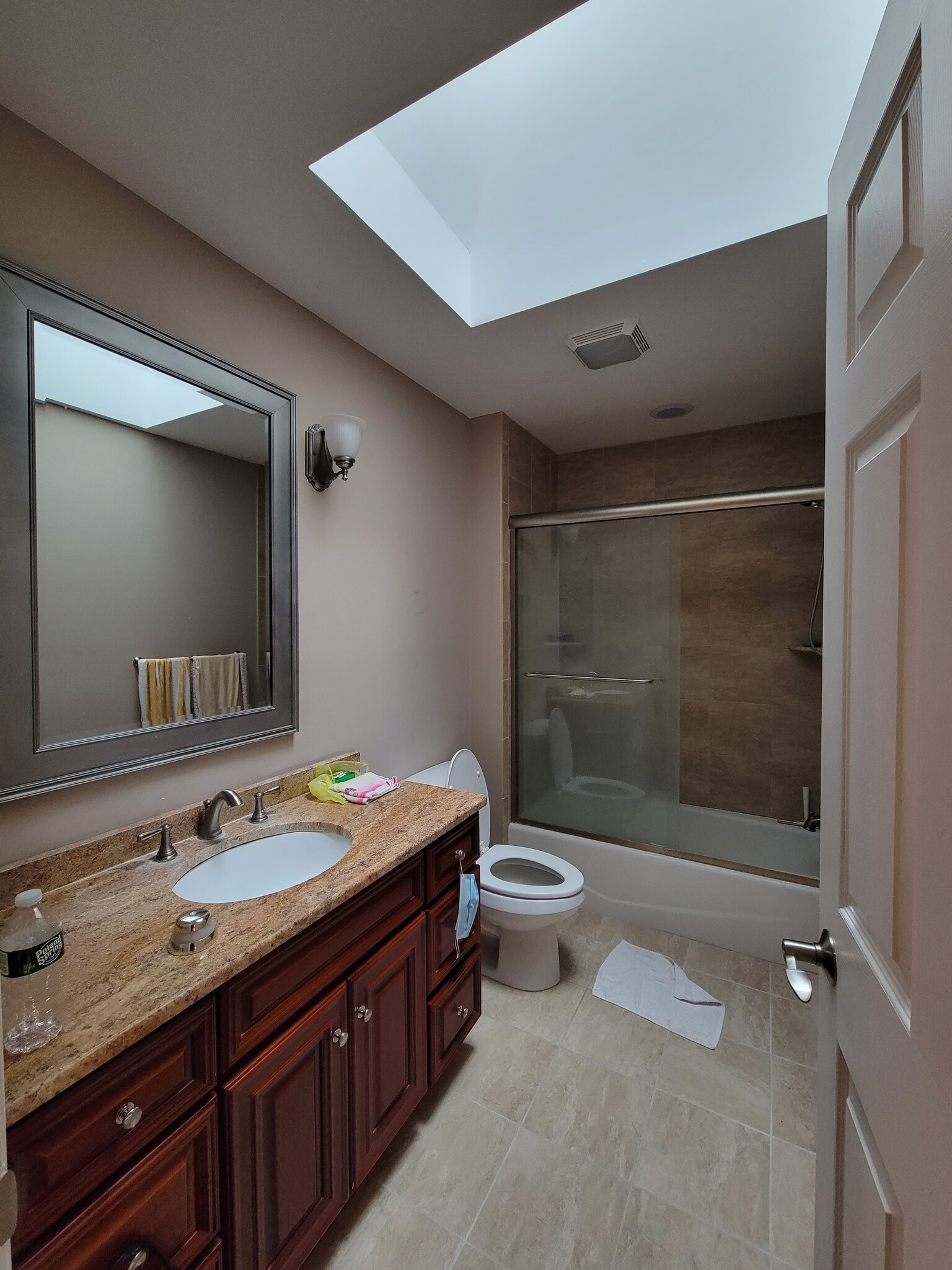 Fl#2 Bathroom - 21 Spencer Pl