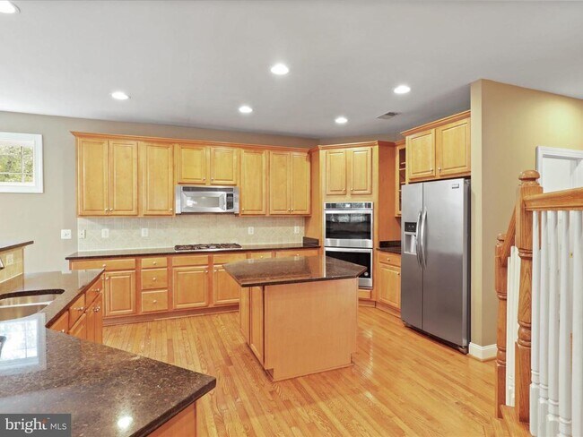 Building Photo - 8500 Indian Paintbrush Way