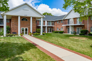 Building Photo - Brookfield Highlands Apartments 55+